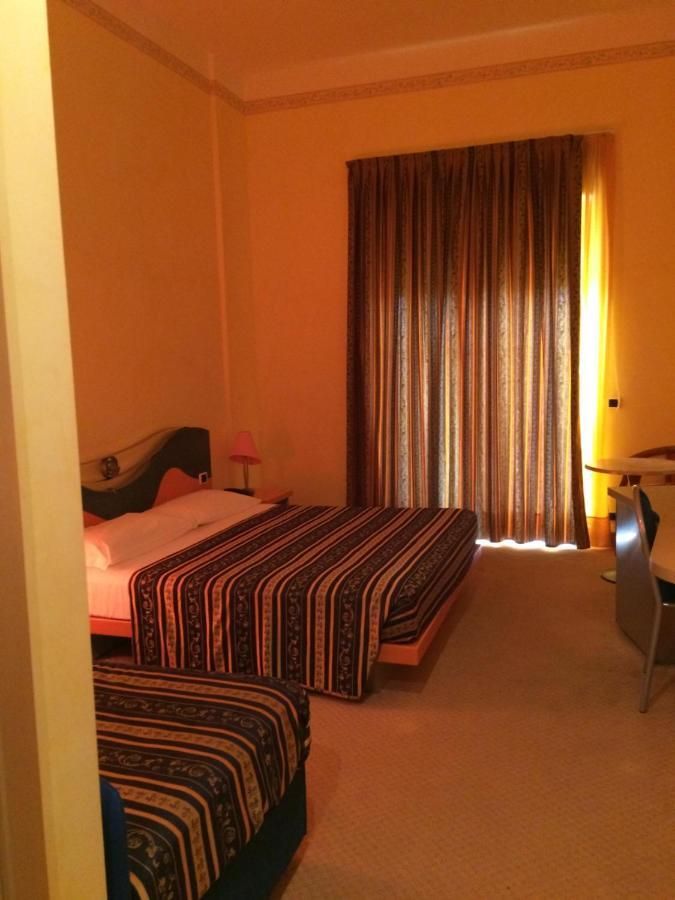 Hotel Del Sole Маргерита-ди-Савойя Экстерьер фото
