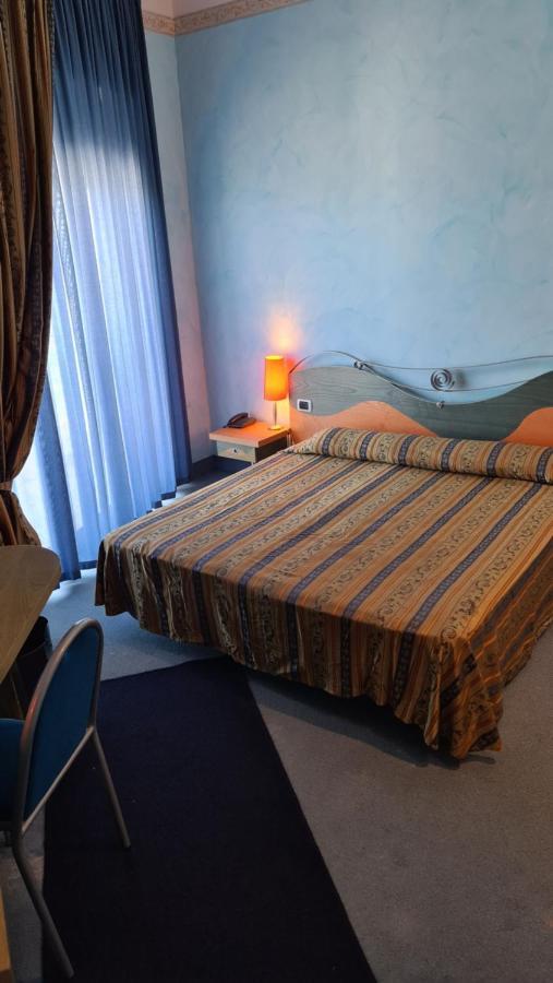 Hotel Del Sole Маргерита-ди-Савойя Экстерьер фото