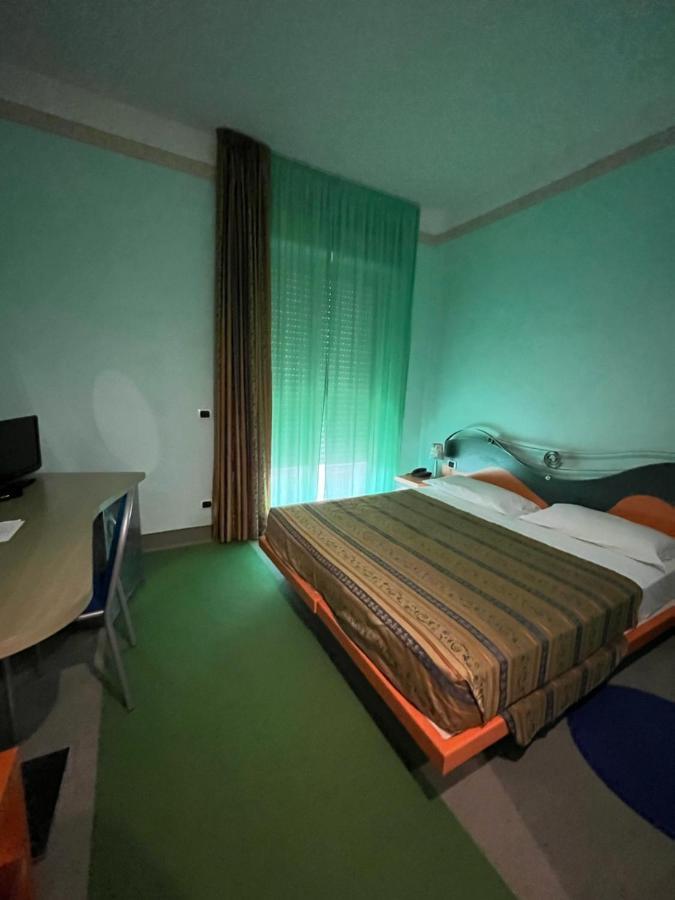 Hotel Del Sole Маргерита-ди-Савойя Экстерьер фото