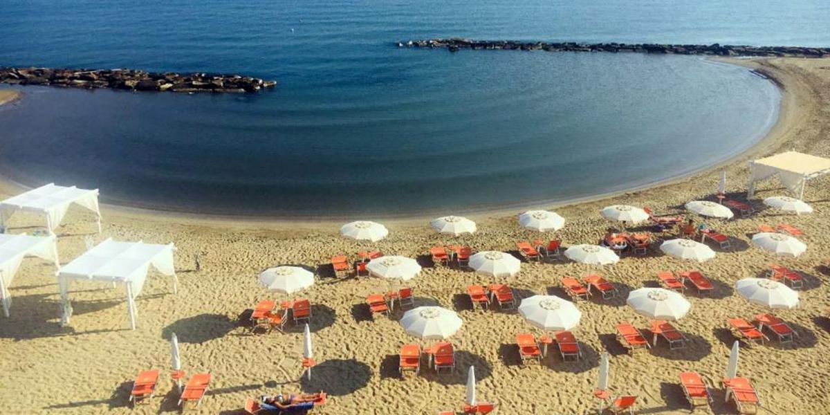 Hotel Del Sole Маргерита-ди-Савойя Экстерьер фото